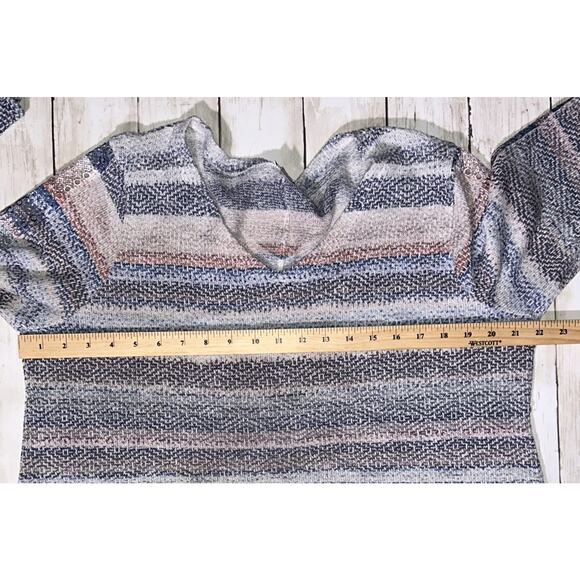 Avenue Striped Knit V-Neck Flared Sleeve Sweater 14/16 - Picture 4 of 9